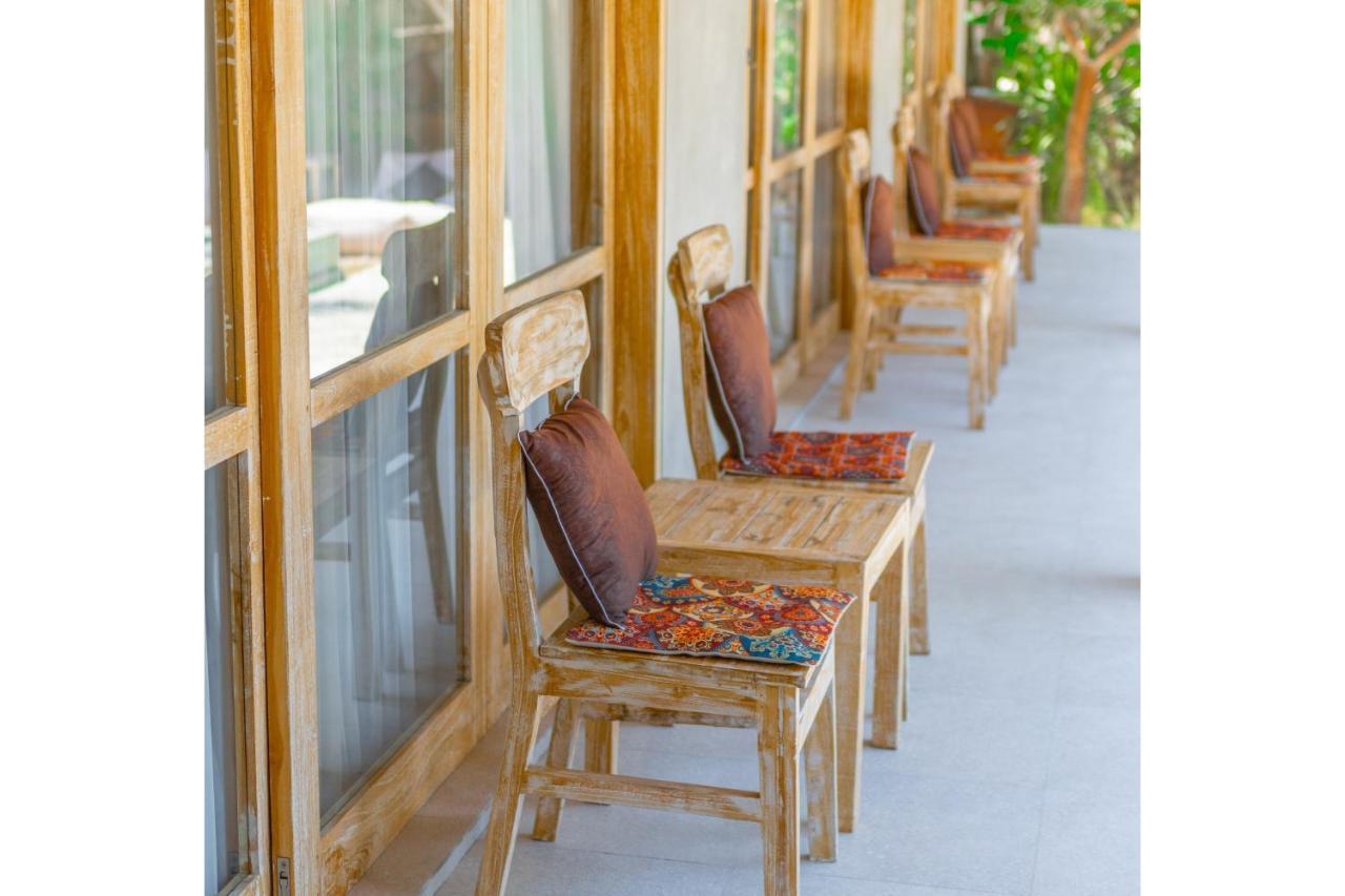 Golden Garuda Cottages Polilit Kültér fotó