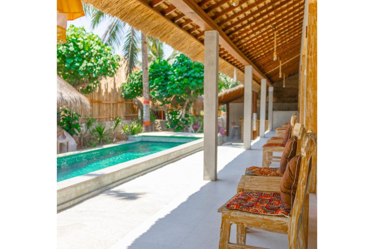 Golden Garuda Cottages Polilit Kültér fotó