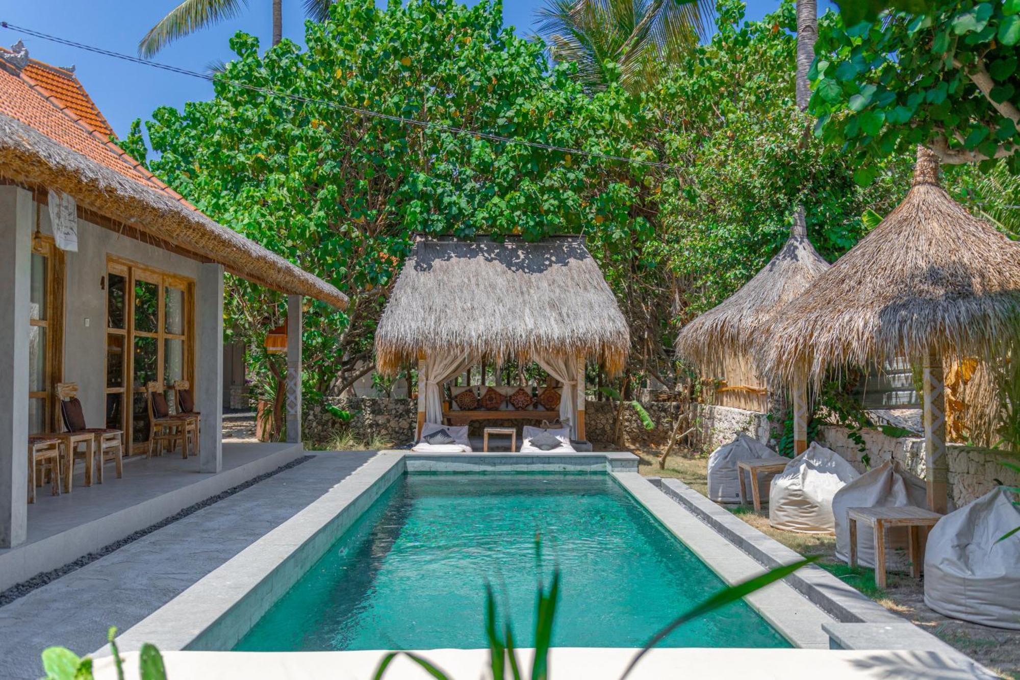 Golden Garuda Cottages Polilit Kültér fotó